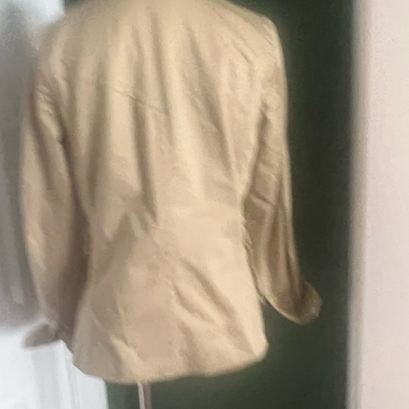 Jacket - Picture 5 of 6